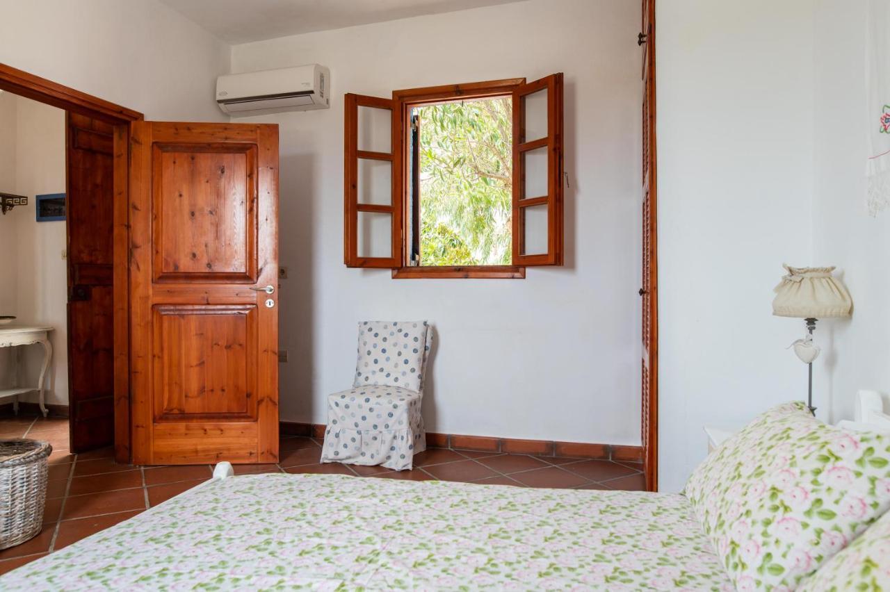 Ficus Traditional Apartments เคฟาลอส ภายนอก รูปภาพ